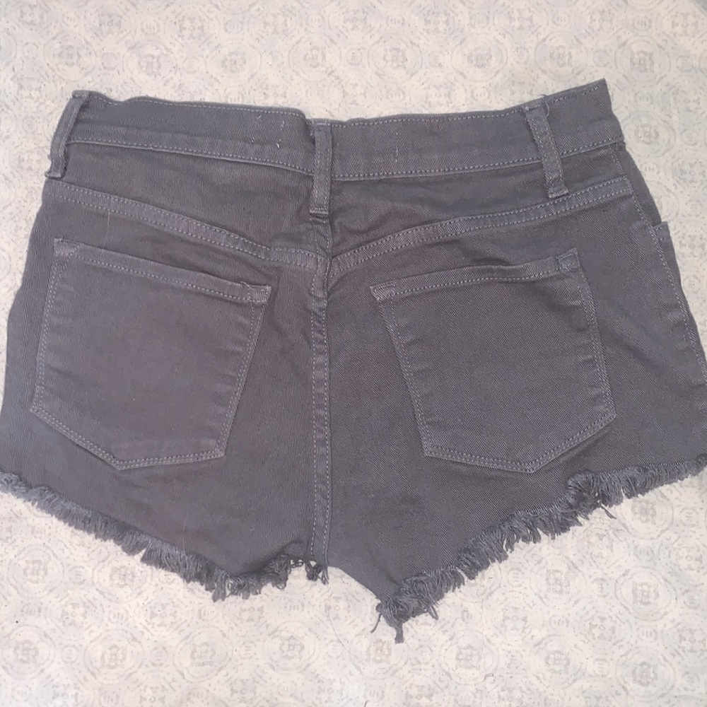 O2 Denim shorts - Picture 2 of 3